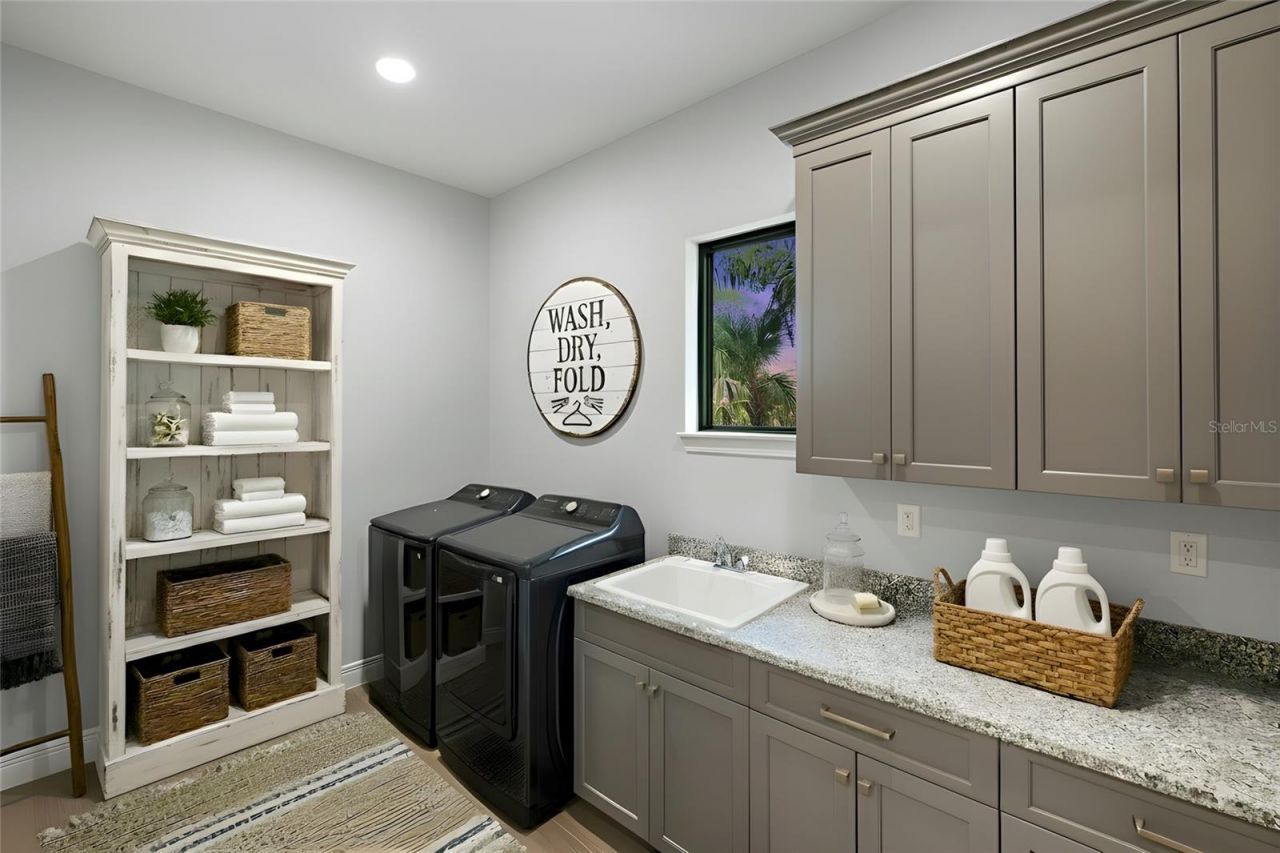 3512 Camino Real, Sarasota, FL 34239 Photo