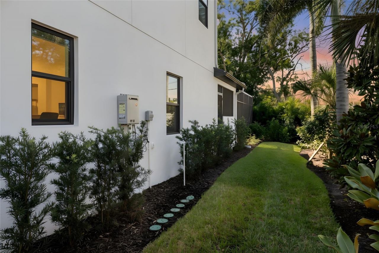 3512 Camino Real, Sarasota, FL 34239 Photo