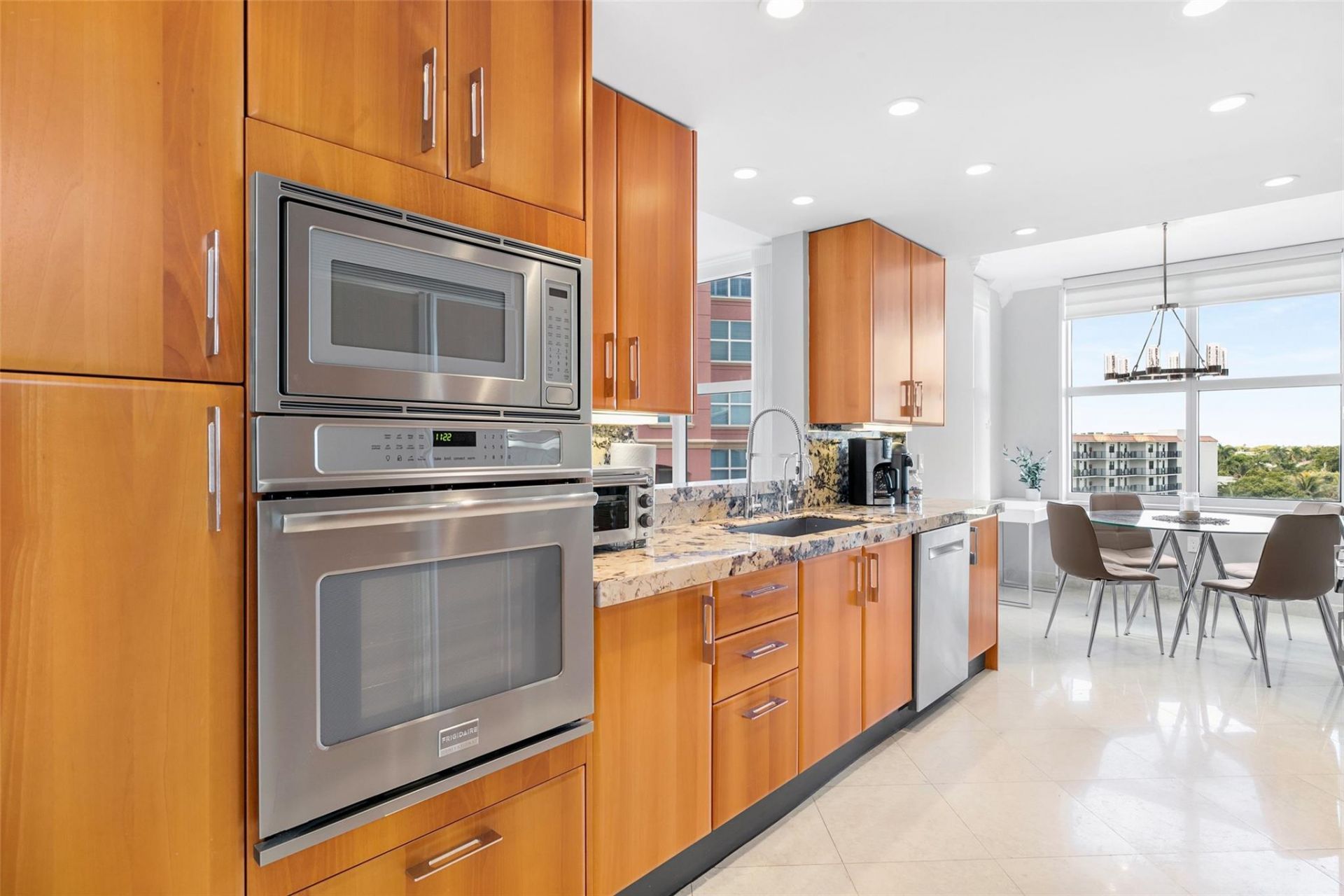 2110 N Ocean Boulevard, Unit 6F, Fort Lauderdale, FL 33305 Photo