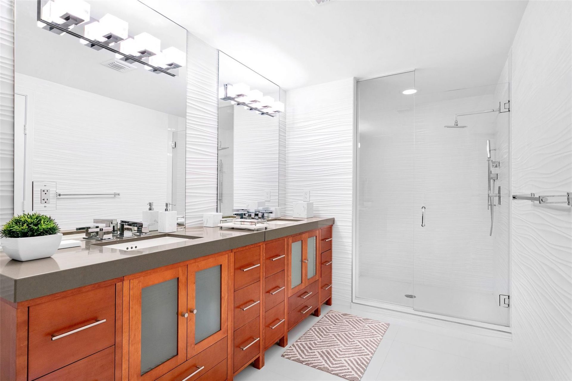 2110 N Ocean Boulevard, Unit 6F, Fort Lauderdale, FL 33305 Photo