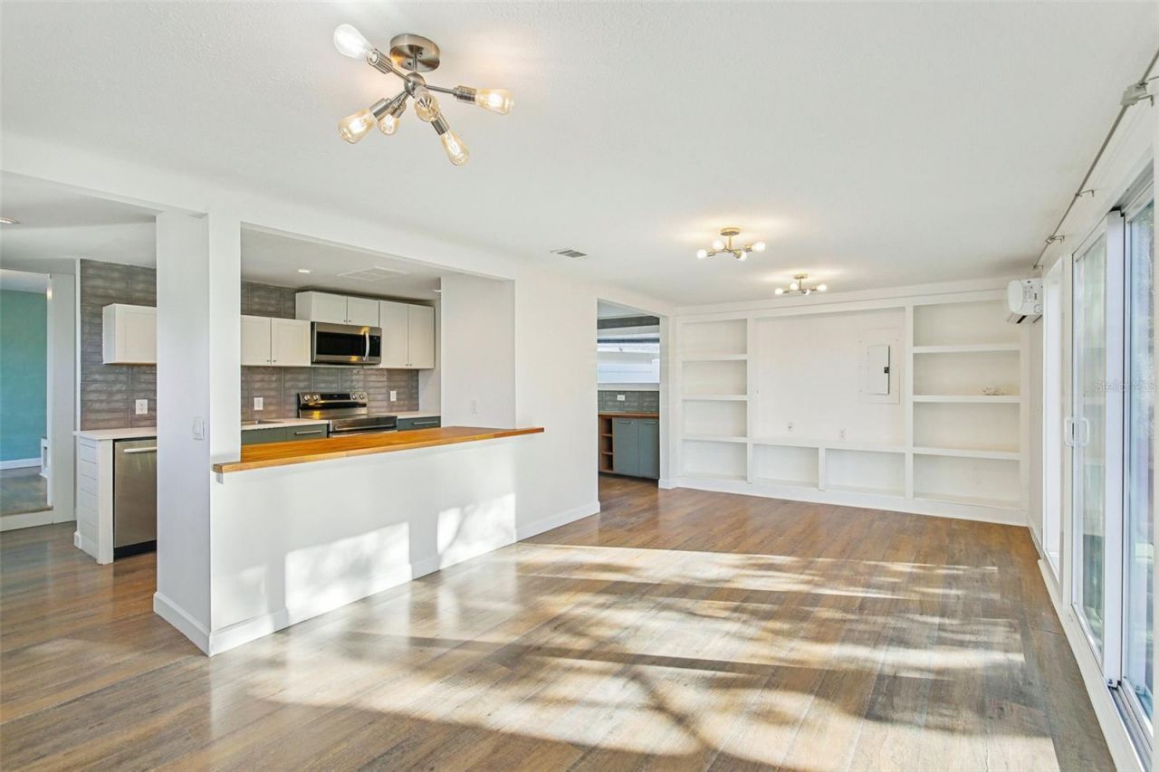 3846 Tifton Street N, Saint Petersburg, FL 33714 Photo