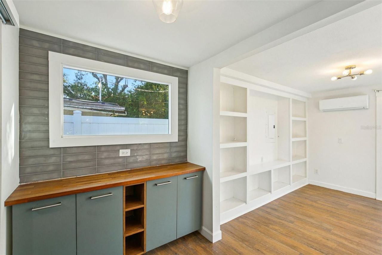 3846 Tifton Street N, Saint Petersburg, FL 33714 Photo