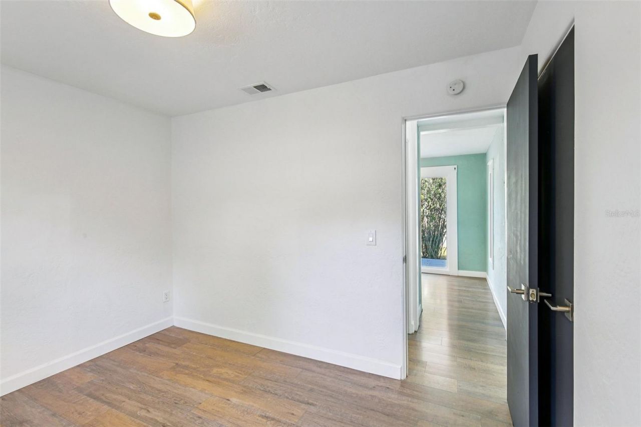 3846 Tifton Street N, Saint Petersburg, FL 33714 Photo