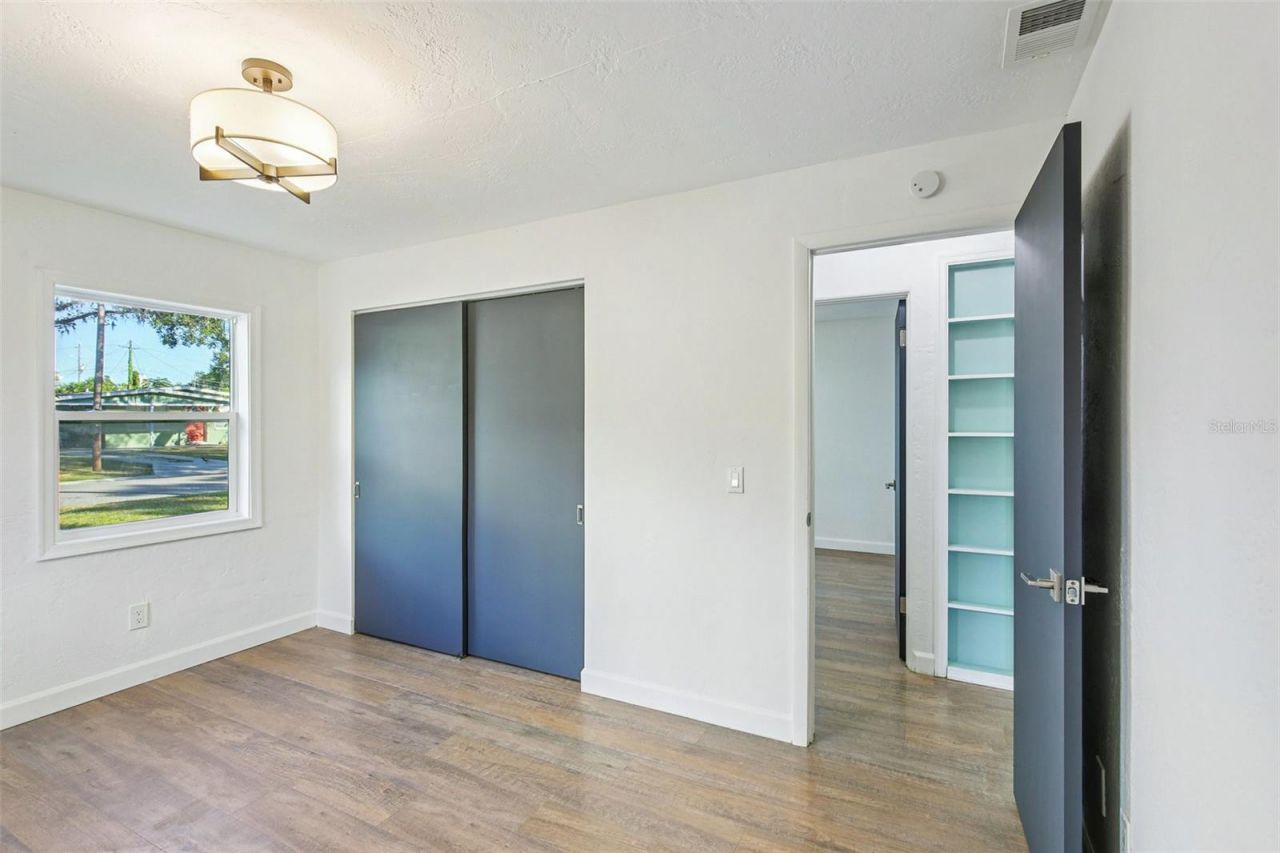 3846 Tifton Street N, Saint Petersburg, FL 33714 Photo