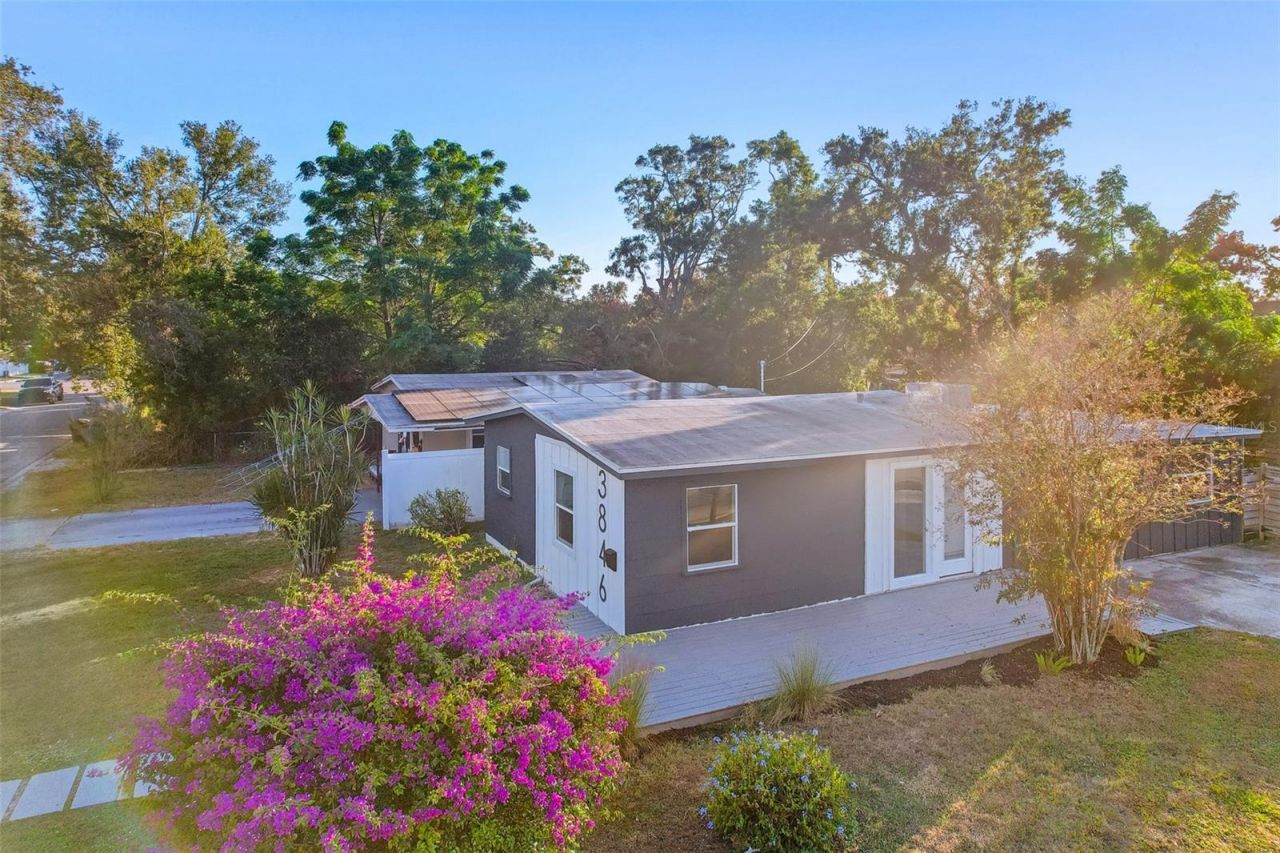 3846 Tifton Street N, Saint Petersburg, FL 33714 Photo