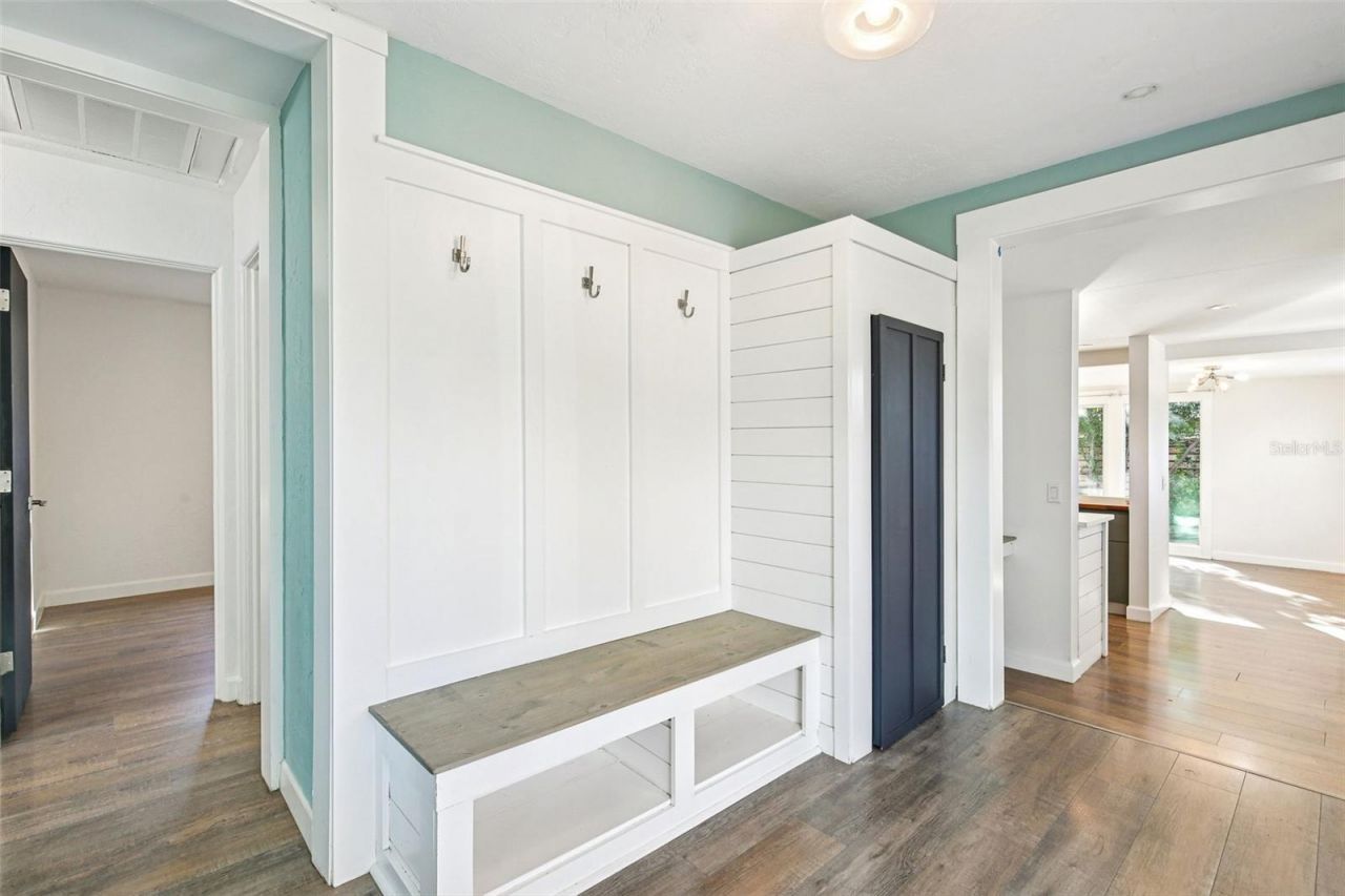 3846 Tifton Street N, Saint Petersburg, FL 33714 Photo