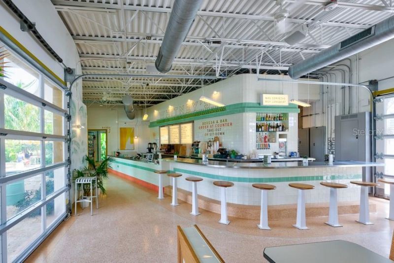 6700 Gulf Of Mexico Drive, Unit 118, Longboat Key, FL 34228 Photo