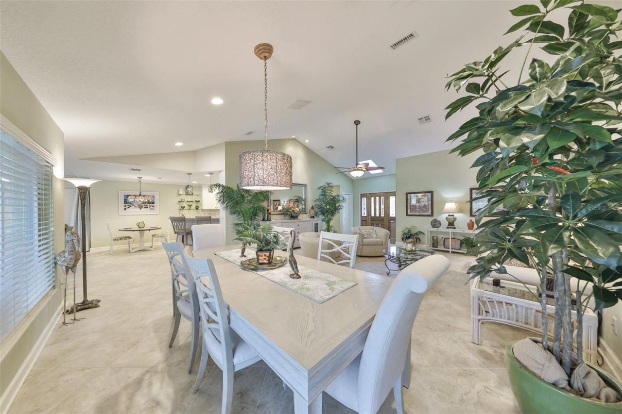 1928 E View Drive, Sun City Center, FL 33573 Photo