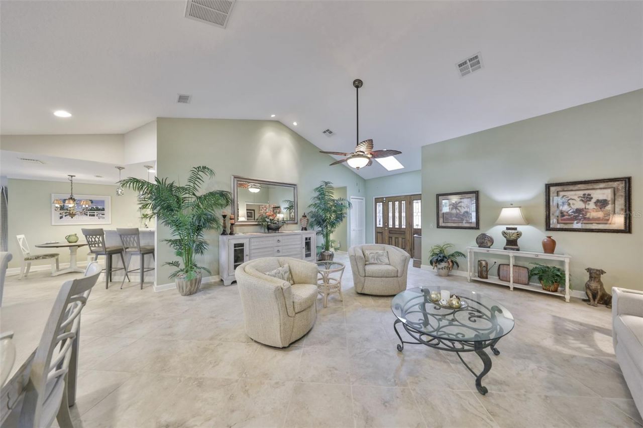1928 E View Drive, Sun City Center, FL 33573 Photo