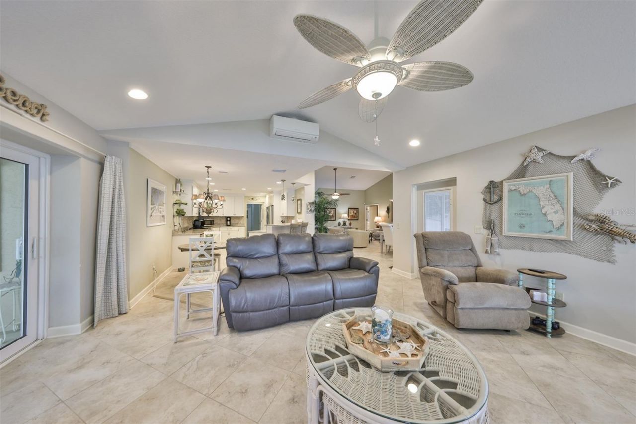 1928 E View Drive, Sun City Center, FL 33573 Photo