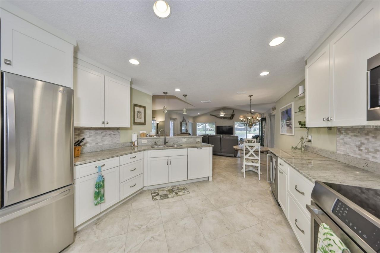 1928 E View Drive, Sun City Center, FL 33573 Photo