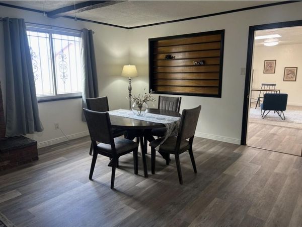 7902 Morrow Avenue NE, Albuquerque, NM 87110