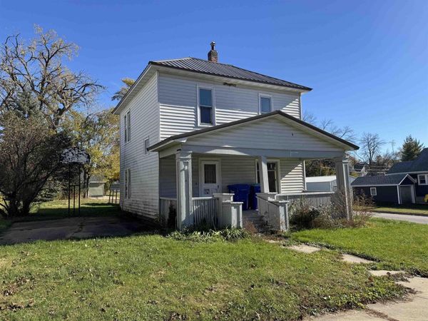 229 SE 4th Avenue, Oelwein, IA 50662