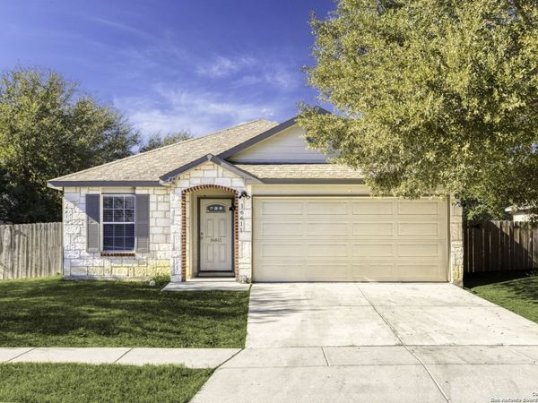 16611 Emerald, Selma, TX 78154