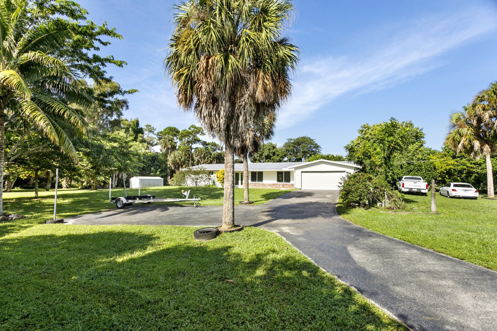 5200 Club Road, Haverhill, FL 33415 Photo