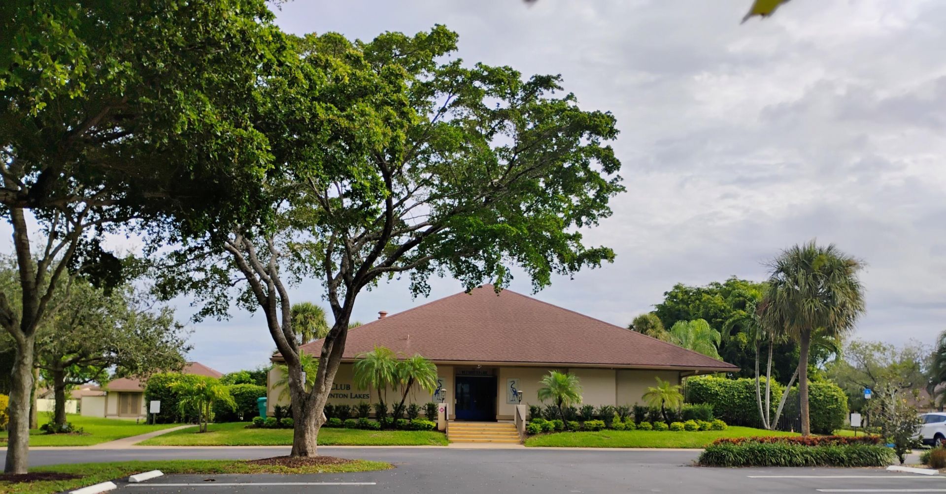 51 Mayfair Lane, Boynton Beach, FL 33426 Photo