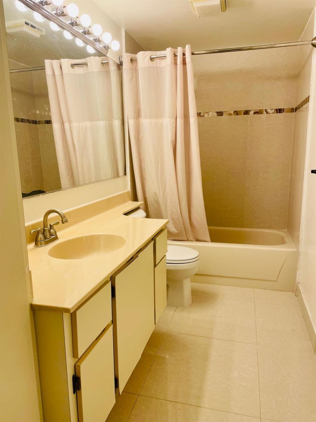 728 Mill Valley Place, West Palm Beach, FL 33409 Photo