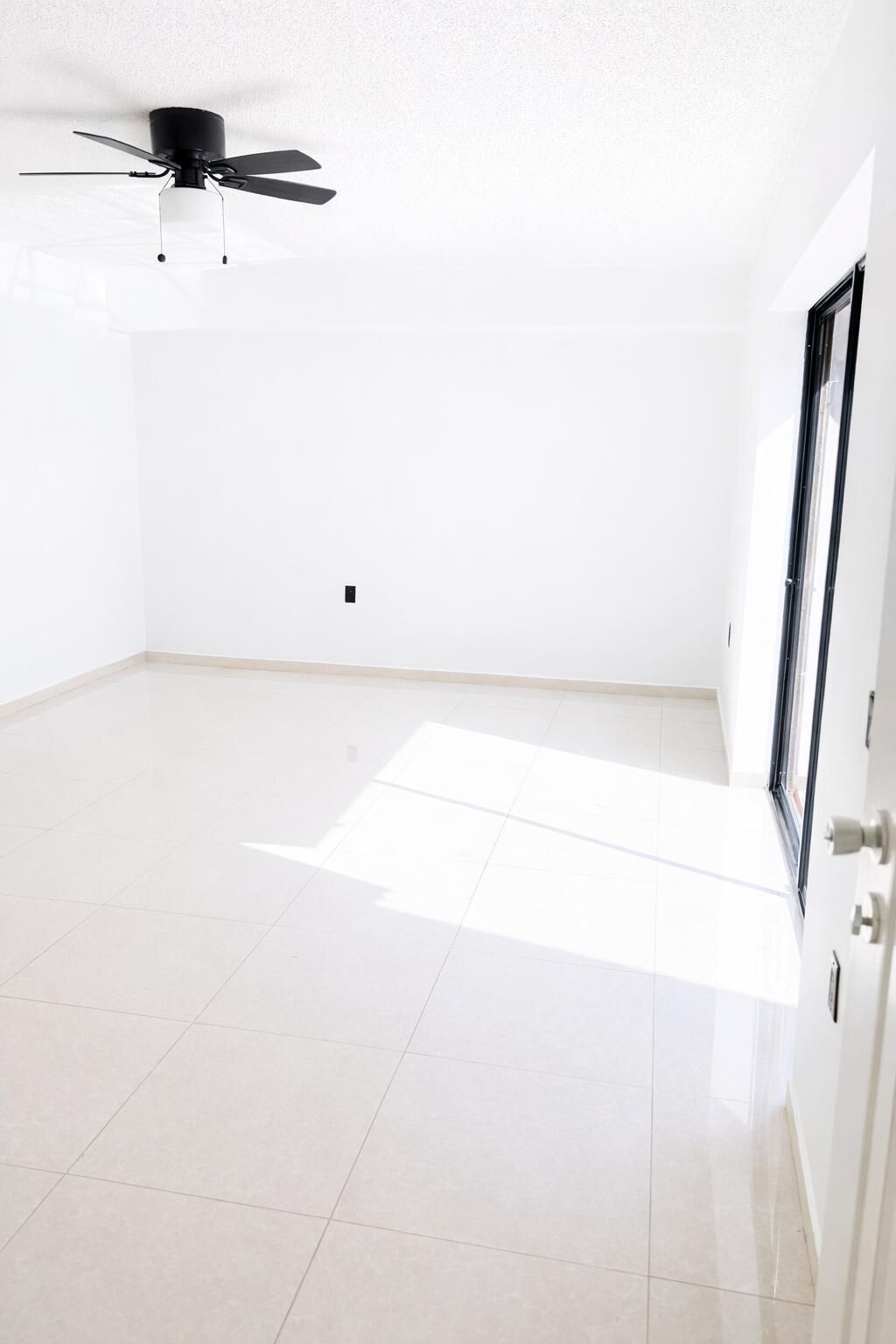 728 Mill Valley Place, West Palm Beach, FL 33409 Photo