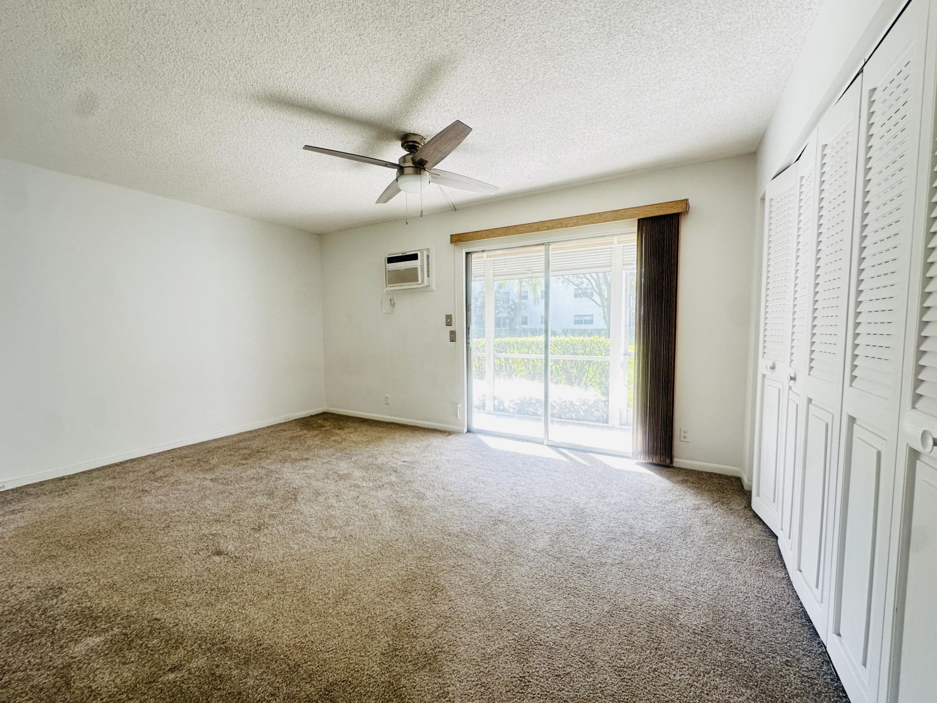 129 Brighton D Drive, Boca Raton, FL 33434 Photo