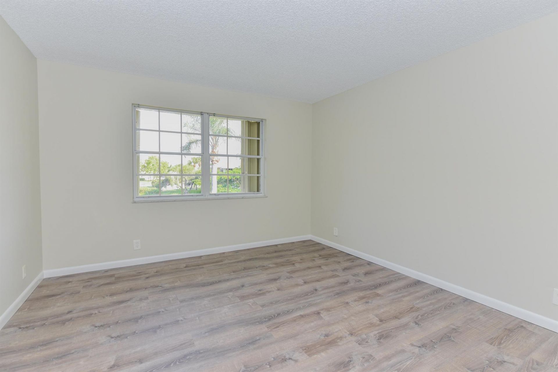 1531 SE Royal Green Circle, Unit 202, Port Saint Lucie, FL 34952 Photo