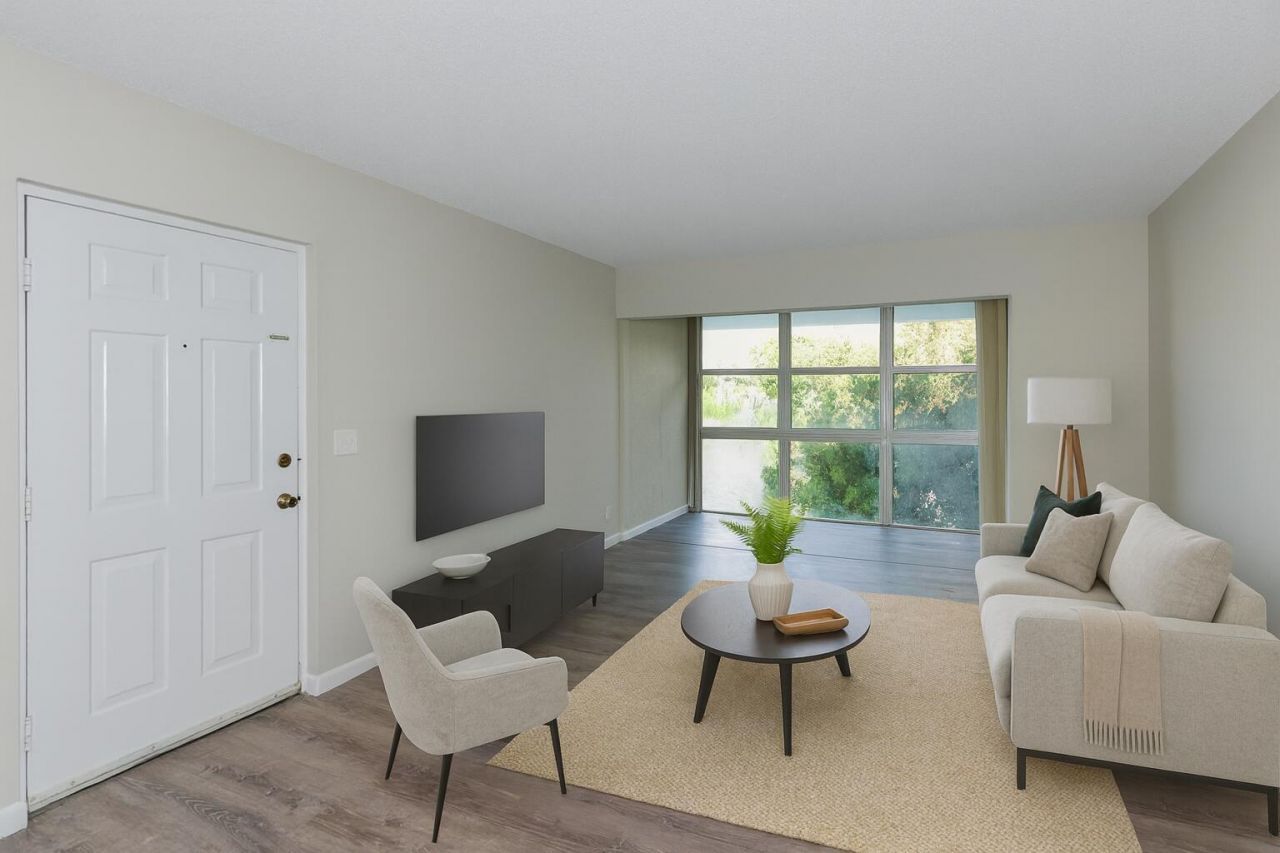 1531 SE Royal Green Circle, Unit 202, Port Saint Lucie, FL 34952 Photo