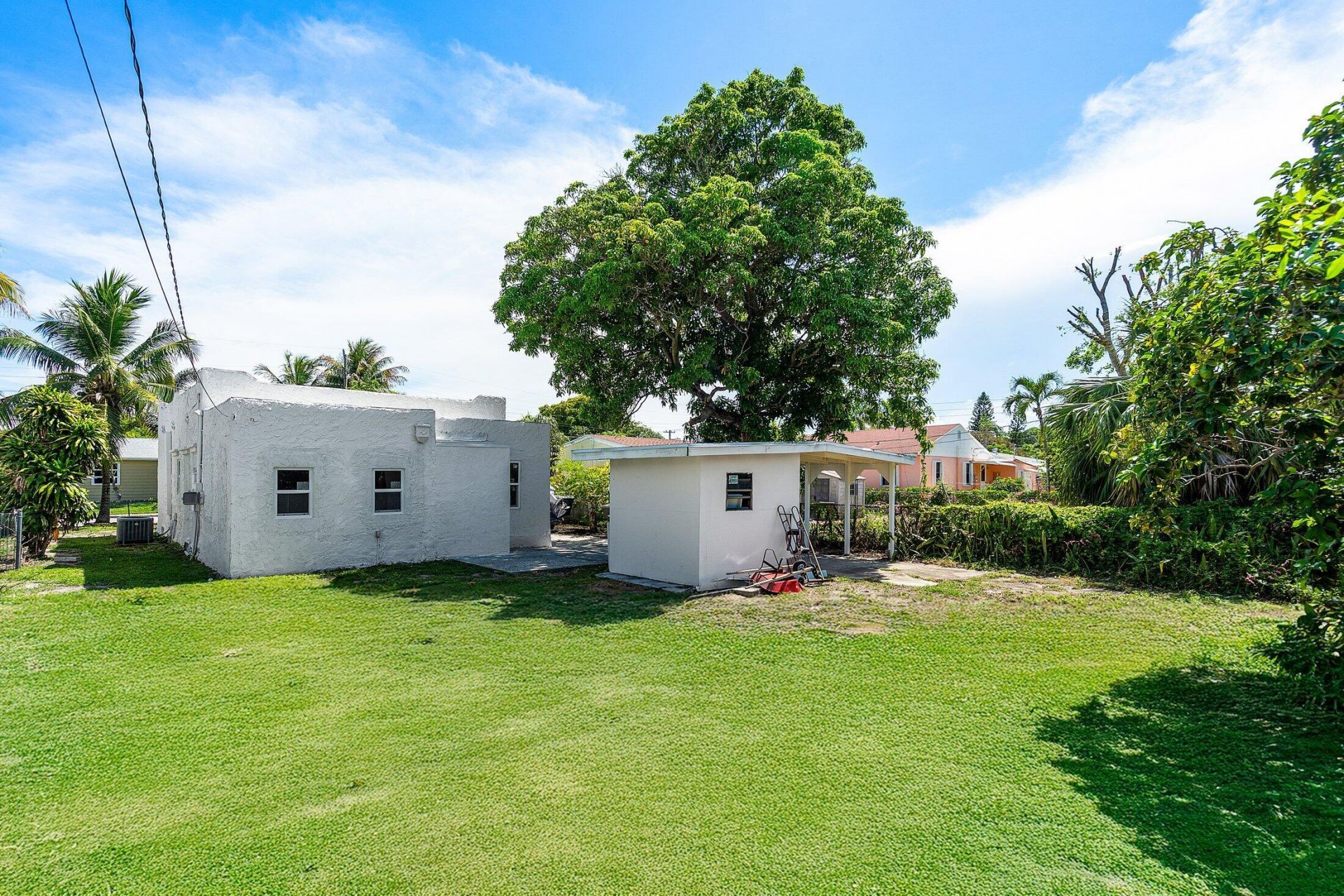 719 Briggs Street, West Palm Beach, FL 33405 Photo