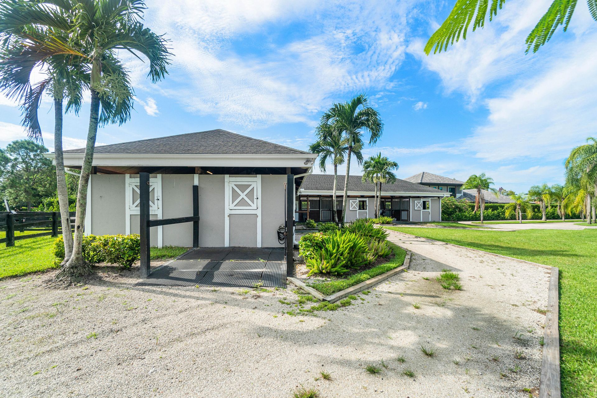 2080 Canter Way, Unit Barn, Wellington, FL 33414 Photo