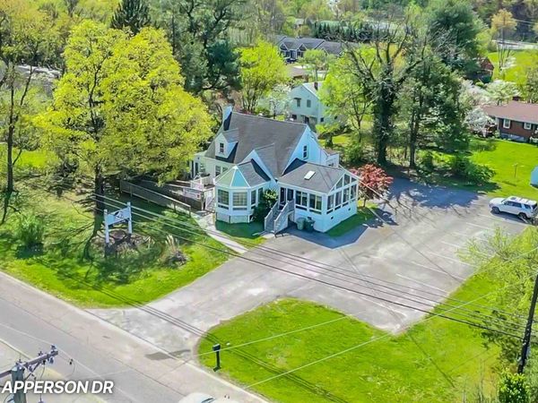 1532 Apperson DR, Salem, VA 24153