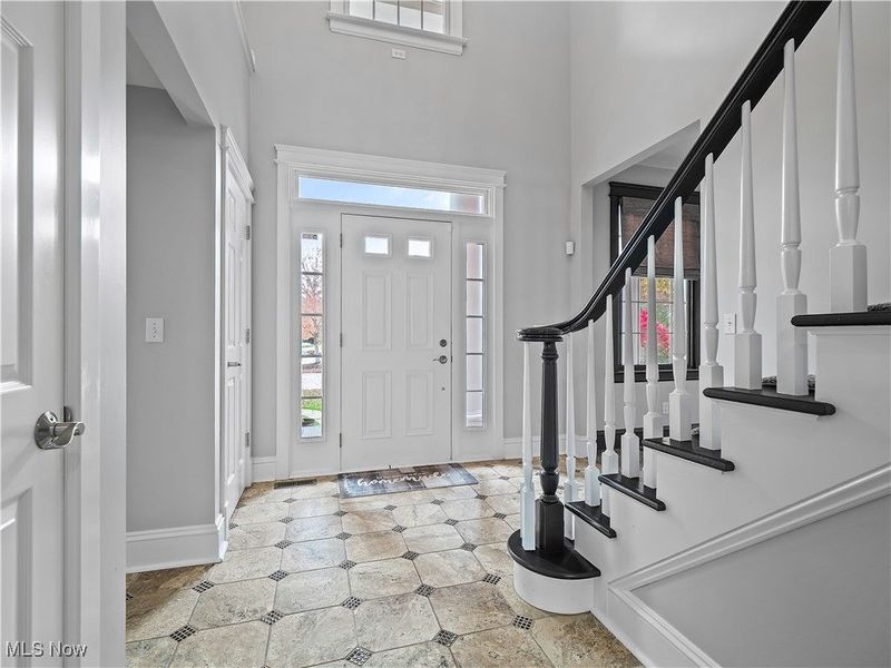 516 Appomattox Court, Lagrange, OH 44050 Photo 9