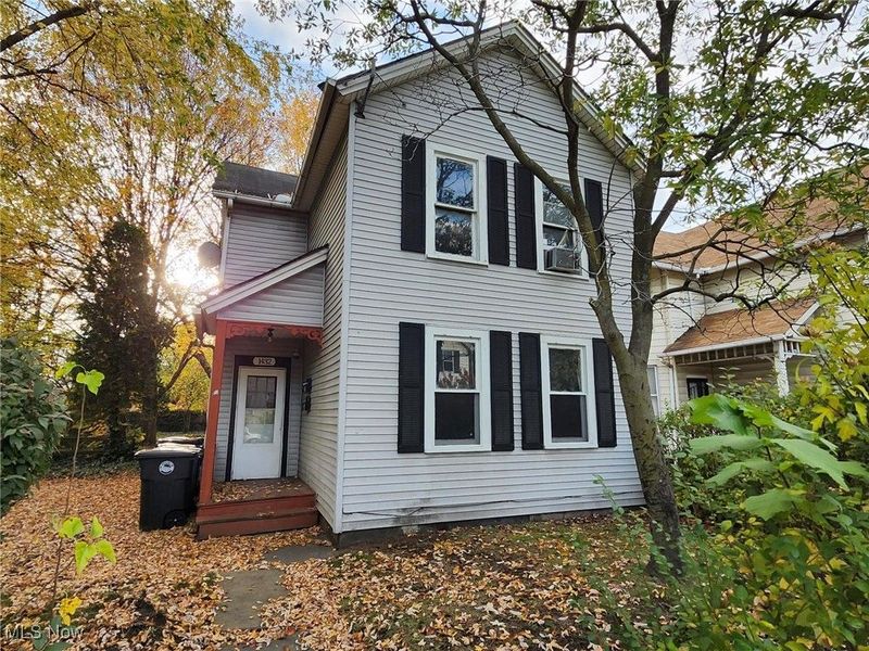 1432 E 52nd Street, Cleveland, OH 44103 Photo 2