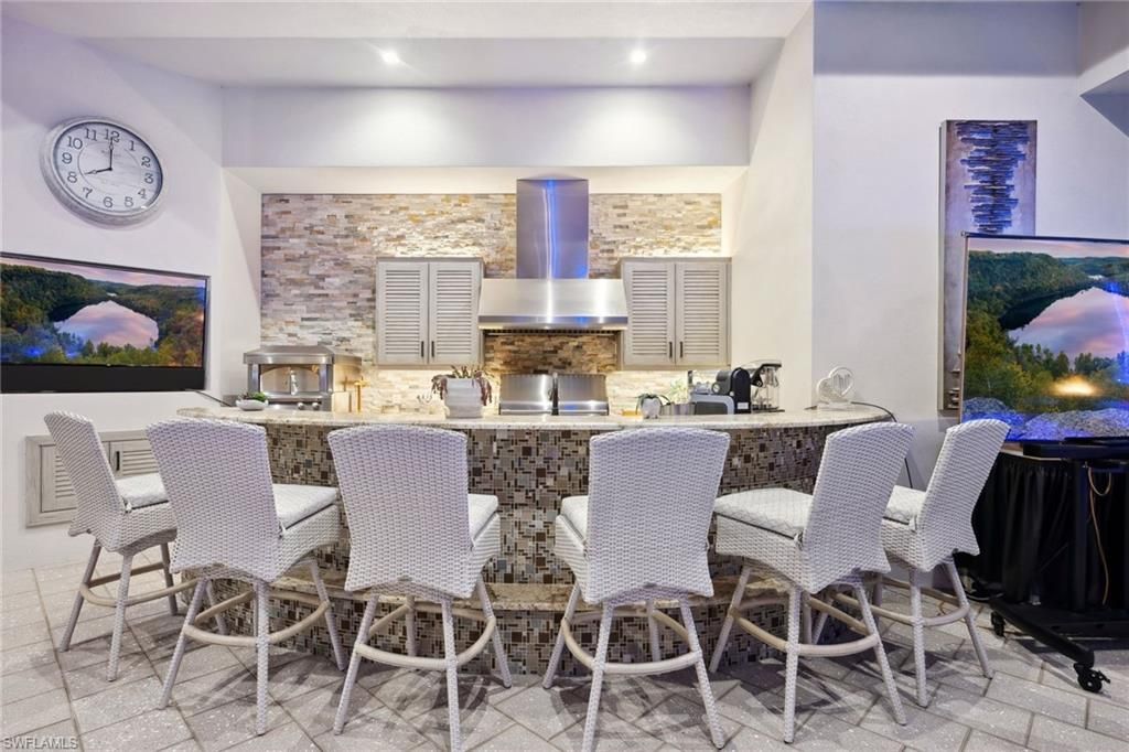 17406 Via Lugano Ct, Miromar Lakes, FL 33913 Photo