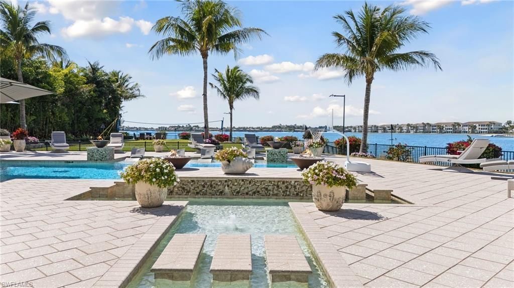 17406 Via Lugano Ct, Miromar Lakes, FL 33913 Photo