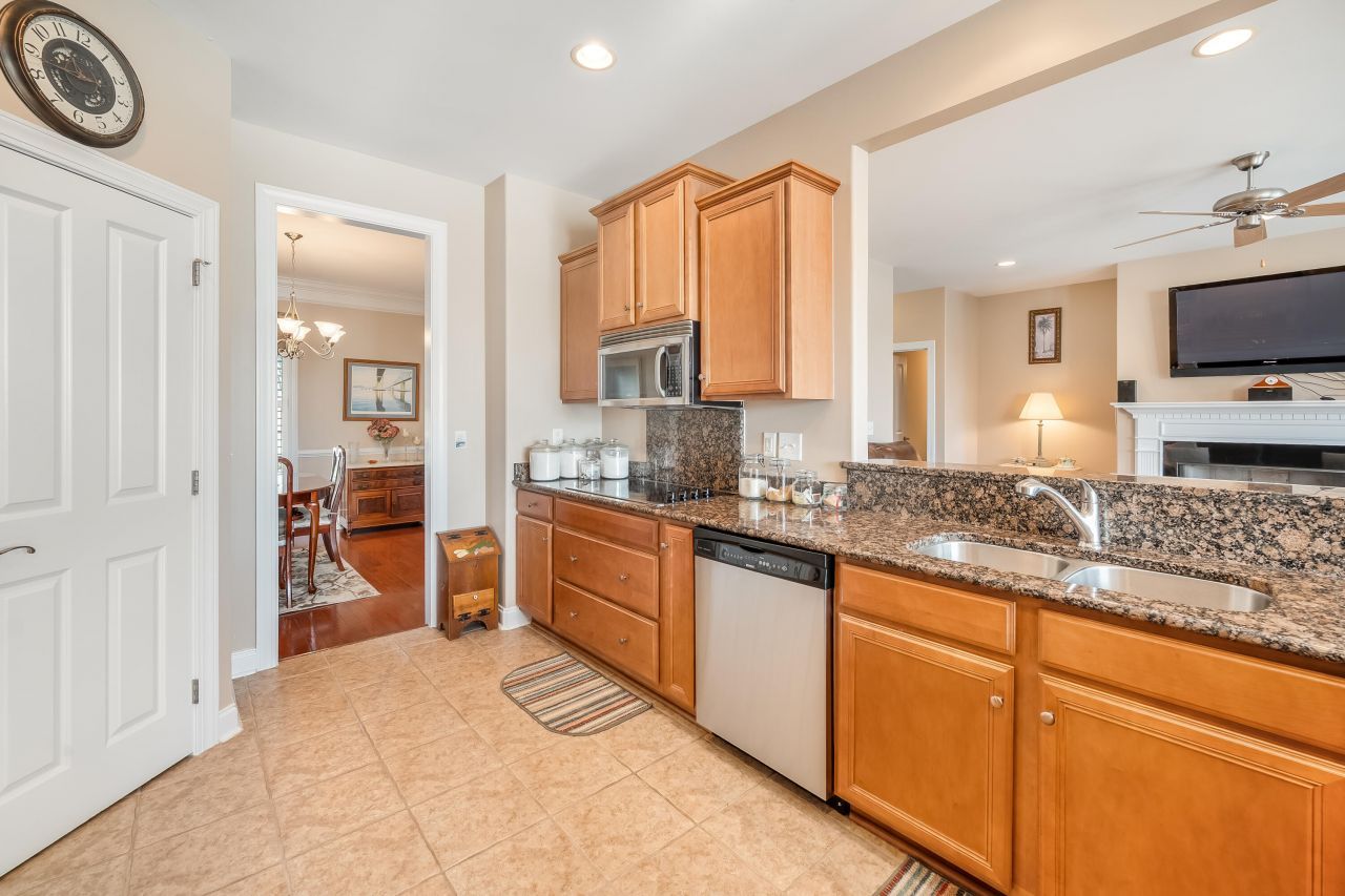 1005 Jervey Point Road Photo 15