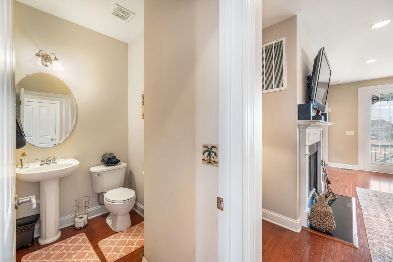 1005 Jervey Point Road Photo 7