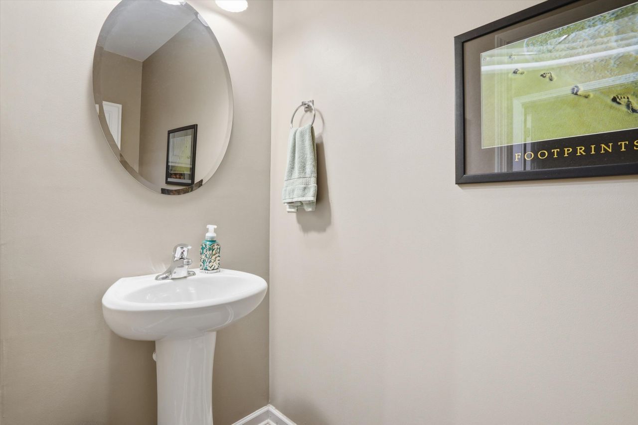 3102 Poplar Grove Place Photo 12