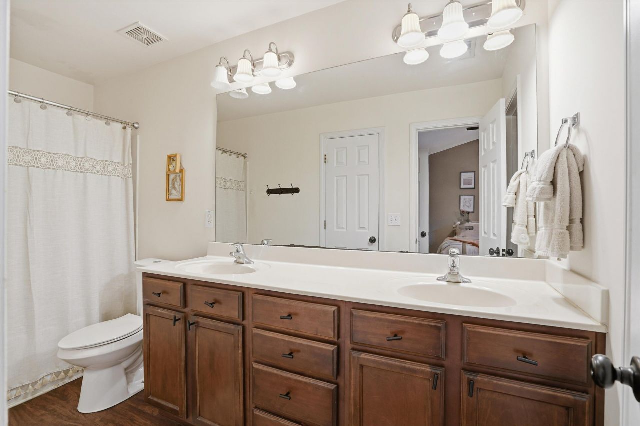 3102 Poplar Grove Place Photo 16