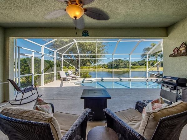 2647 Maraval CT, CAPE CORAL, FL 33991