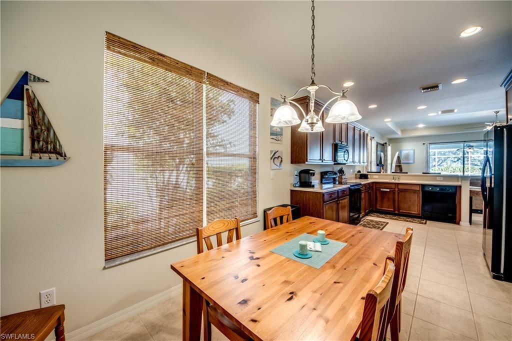 2647 Maraval Ct, Cape Coral, FL 33991 Photo