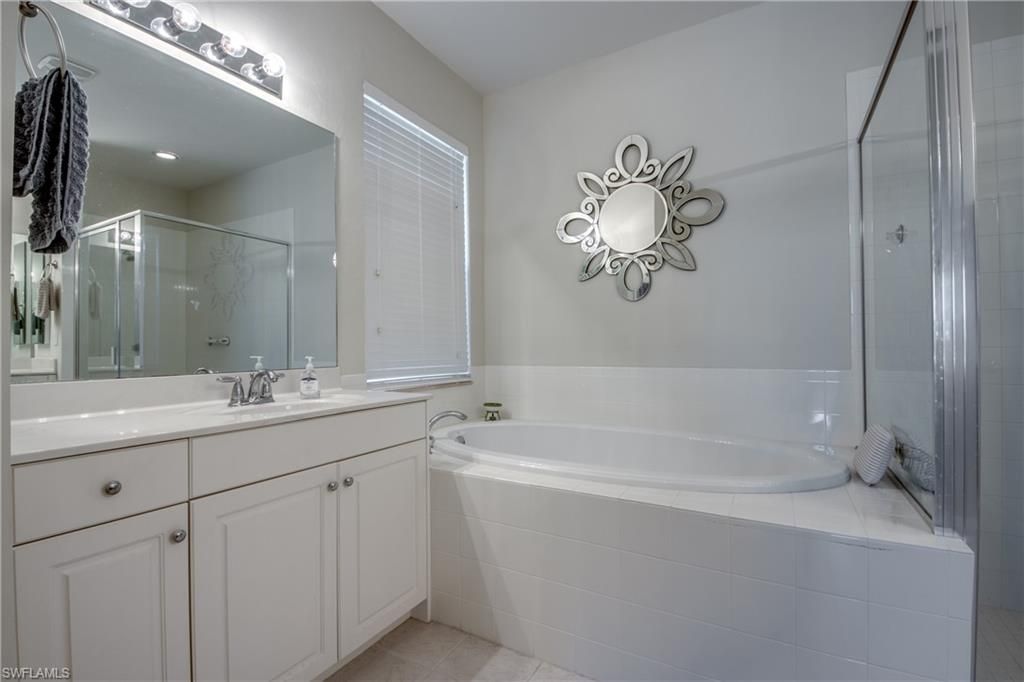 2647 Maraval Ct, Cape Coral, FL 33991 Photo