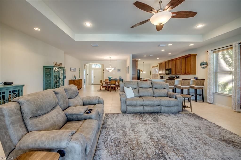 2647 Maraval Ct, Cape Coral, FL 33991 Photo