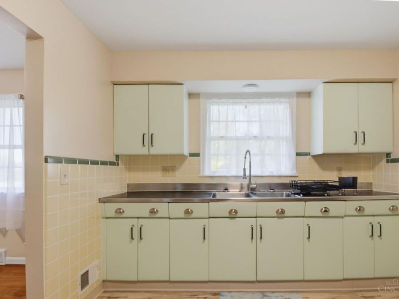 44 Baker Avenue, Saint Bernard, OH 45217 Photo 11