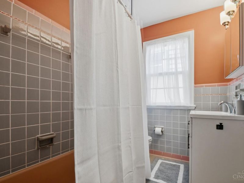 44 Baker Avenue, Saint Bernard, OH 45217 Photo 14