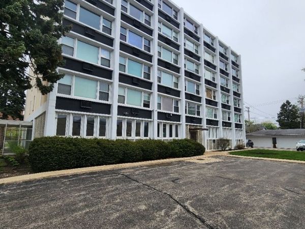 5975 N Odell Avenue, Unit 2C, Chicago, IL 60631