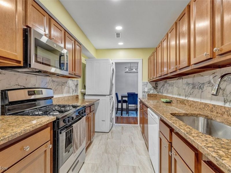 2257 Grandview Avenue, Unit 3, Cleveland Heights, OH 44106 Photo 20
