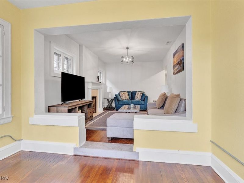 2257 Grandview Avenue, Unit 3, Cleveland Heights, OH 44106 Photo 7