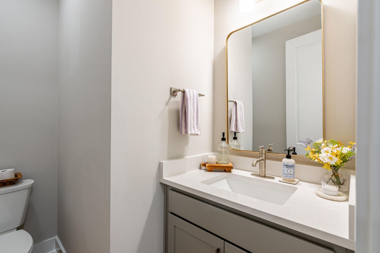 4213 Royal Harbor Road Photo 32