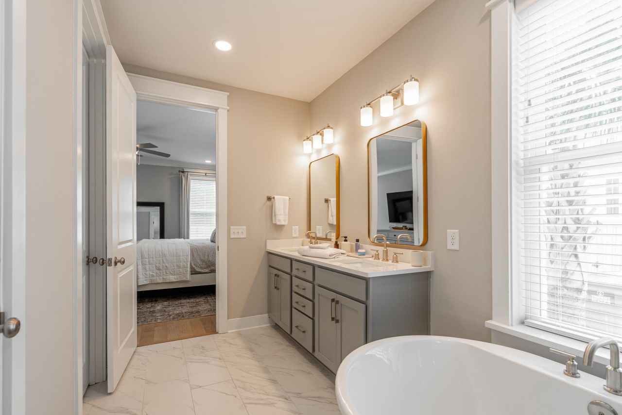 4213 Royal Harbor Road Photo 38