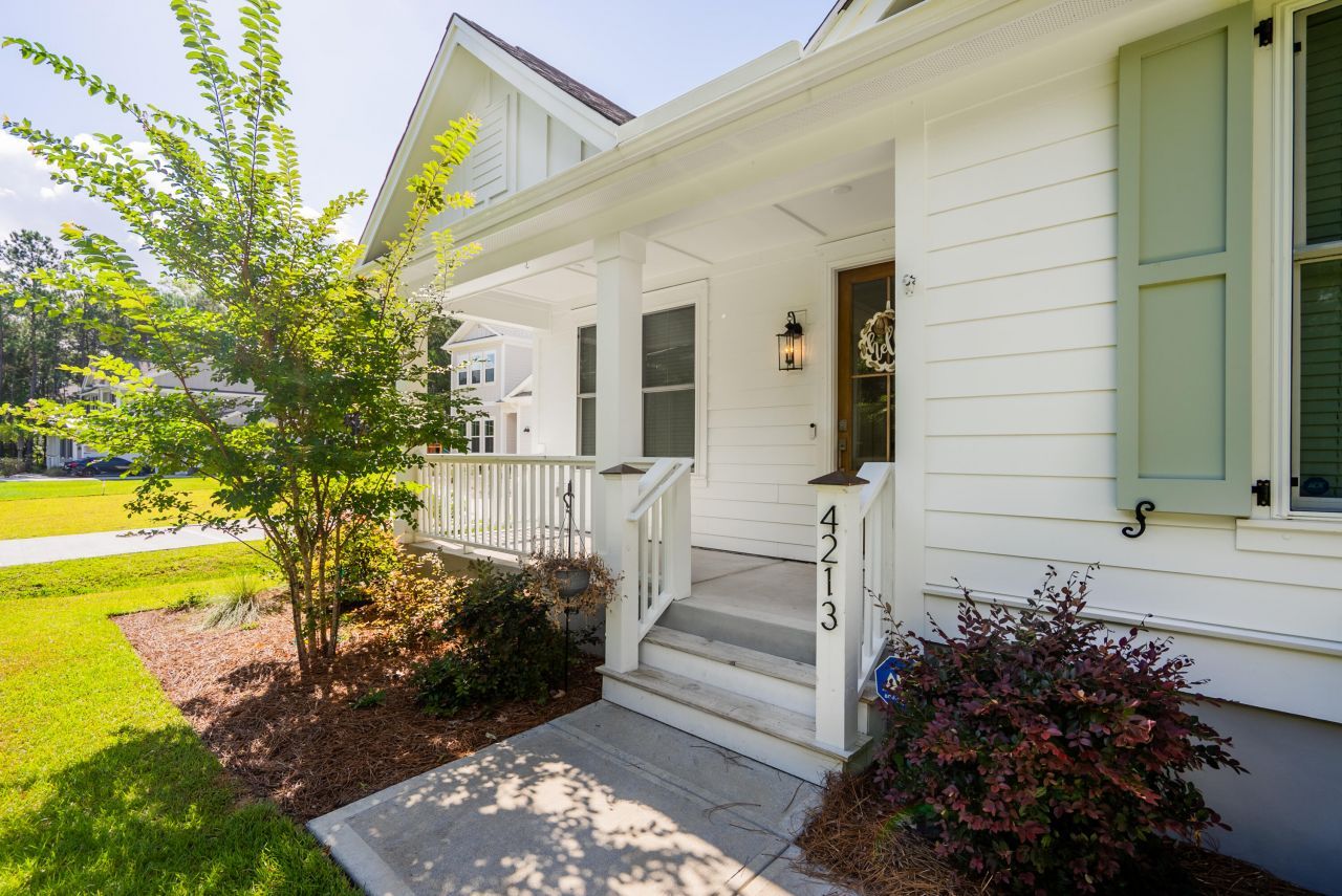 4213 Royal Harbor Road Photo 5