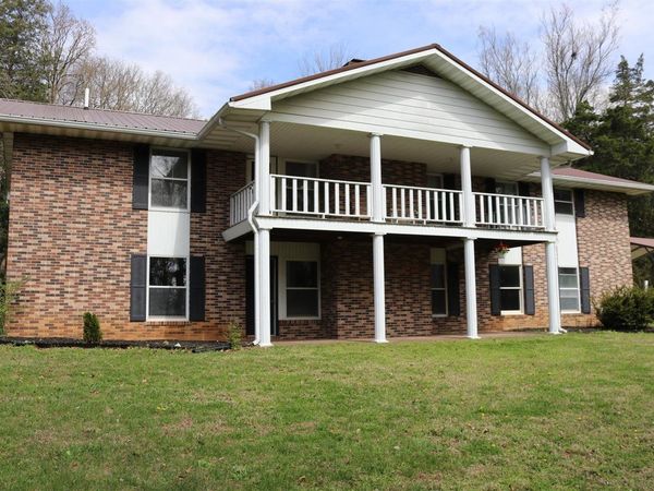 302 Curd Drive, Cave City, KY 42127