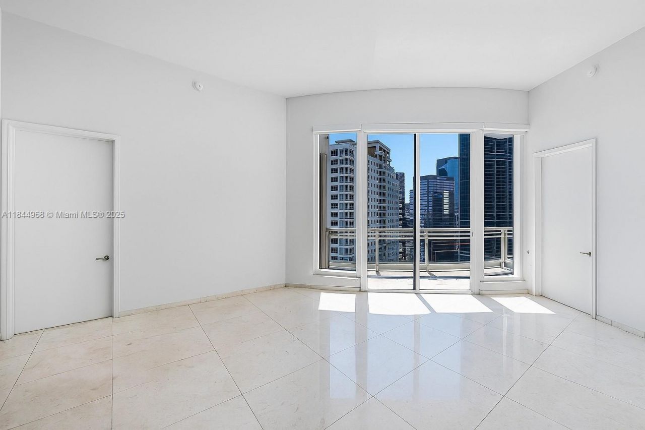 900 Brickell Key Blvd, Unit 2005, Miami, FL 33131 Photo